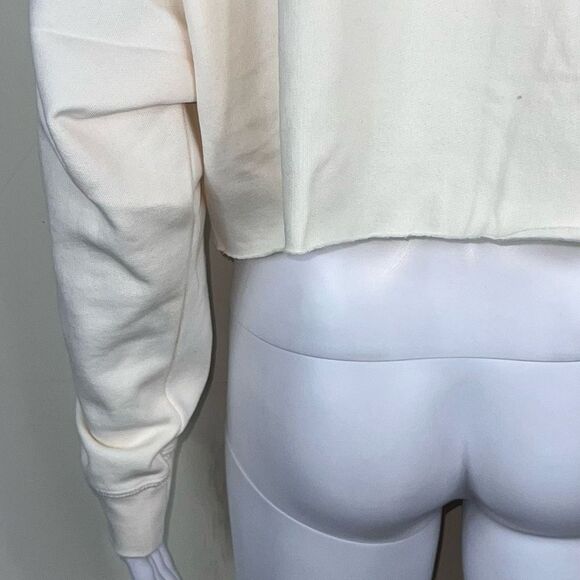 WeWoreWhat Solid Cropped Sweatshirt in Off White - Picture 12 of 13
